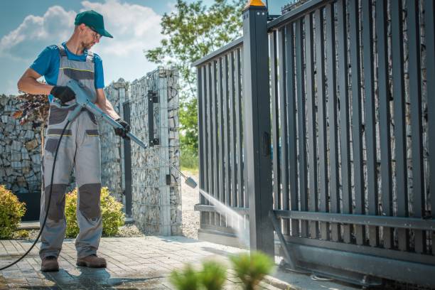 Best Sidewalk and Walkway Cleaning  in Garden Grove, FL