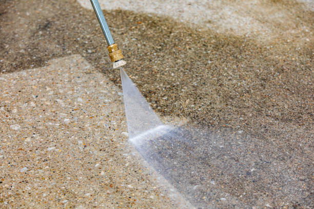 Best Graffiti Removal  in Garden Grove, FL